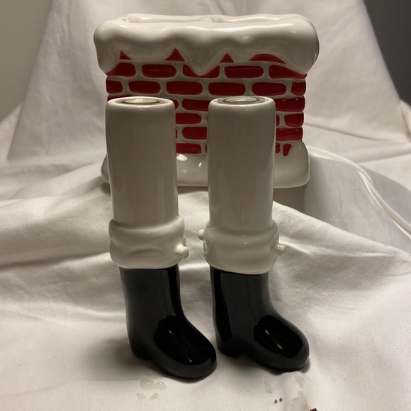 Department 56 Santa Boots Salt & Pepper in Chimney Shaker Set - Picture 6 of 10